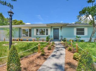1117 E Court St, Tarpon Springs, FL 34689