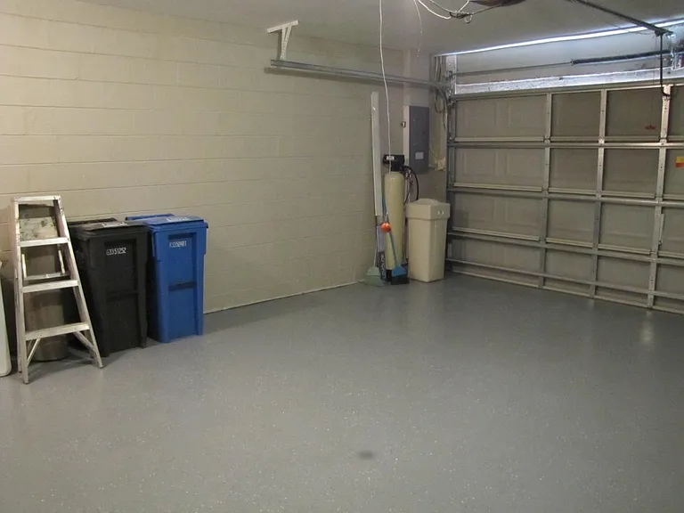 2 Car Garage