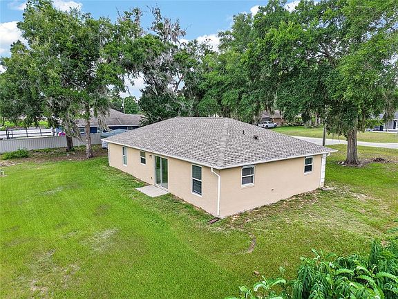4th image of 4240 SE 134th Pl