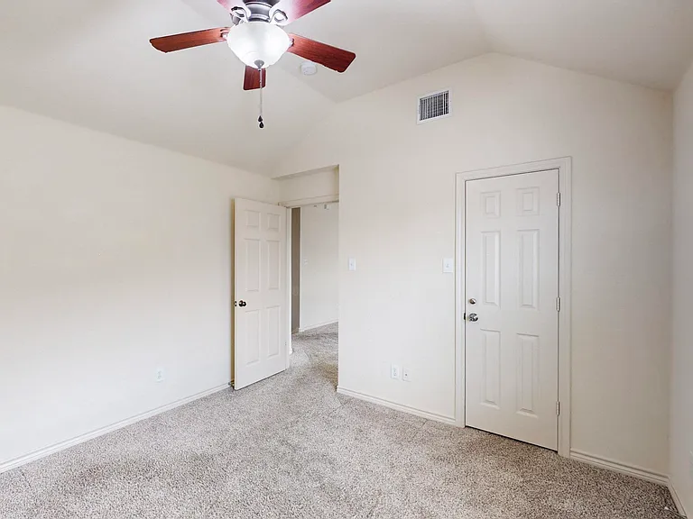 6925 Cattle Dr — Photo 14