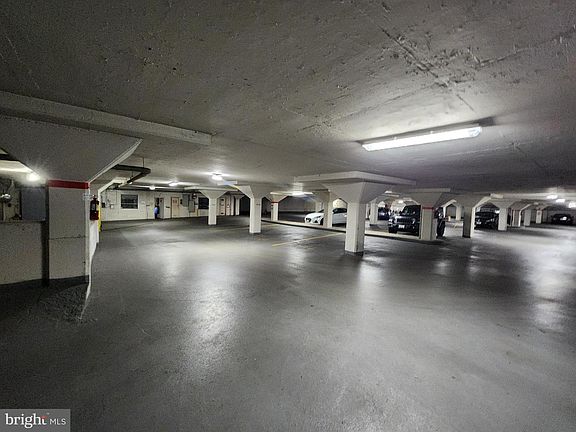 2nd image of 3601 Greenway #P-1030