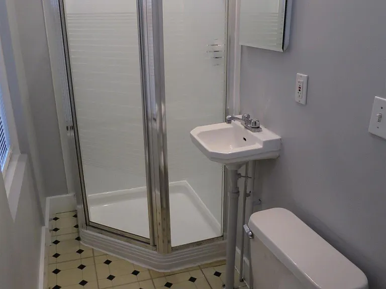564 Putnam Ave #2L — Photo 13