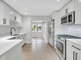 6903 Dunmanway #B, Dundalk, MD 21222