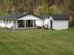 221 N Thomas Branch Rd, Manchester, KY 40962