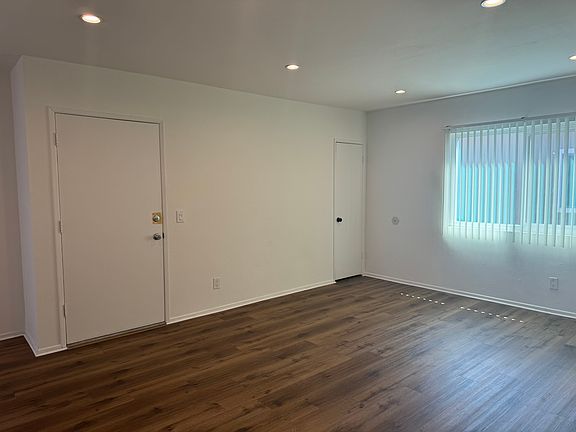 4th image of 1200 E California Ave #I