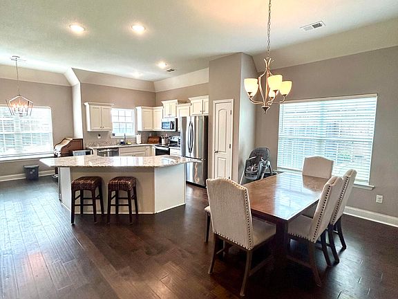 5th image of 3654 Dorrie Cir