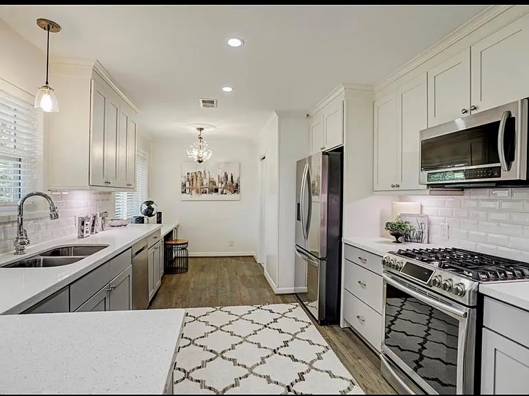5403 Carew St — Photo 12