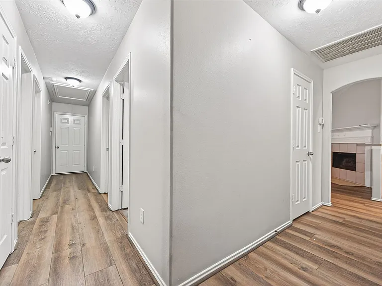 18499 Sunrise Pines Dr — Photo 17
