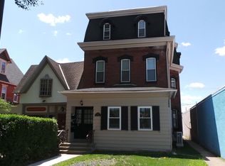 566 E High St APT 1, Pottstown, PA 19464