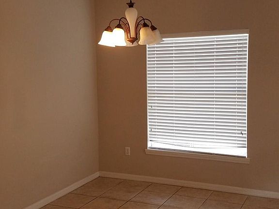 4th image of 2110 Justice Ln
