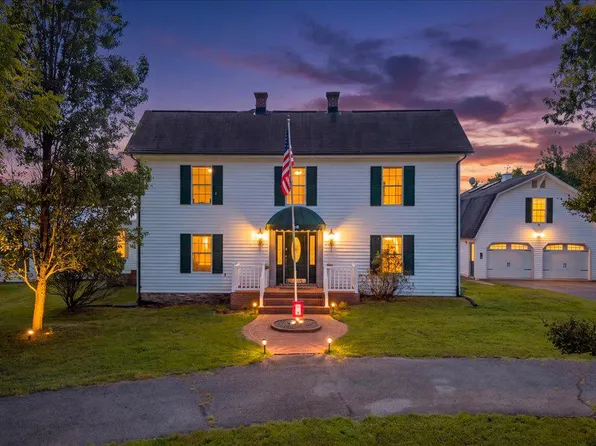 114 Pleasure Point Dr, Goodview, VA 24095