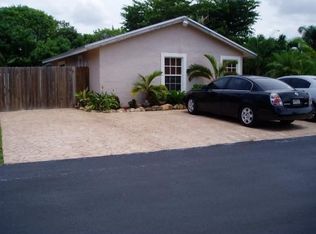 11421 SW 33rd Ln, Miami, FL 33165