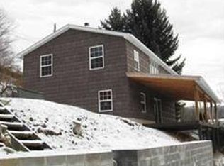 2596 Lakeview Rd, Confluence, PA 15424