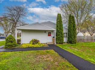 107 Norwich Dr, Rochester, NY 14624