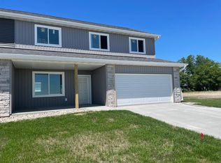 137 Cedar Dr, Gilbert, IA 50105