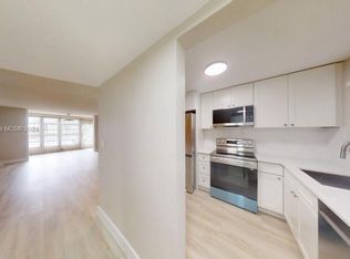 2901 Sunrise Lakes Dr APT 111, Fort Lauderdale, FL 33322