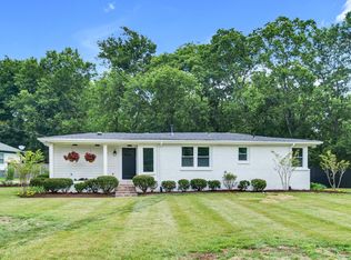 102 Dabney Dr, Franklin, TN 37064