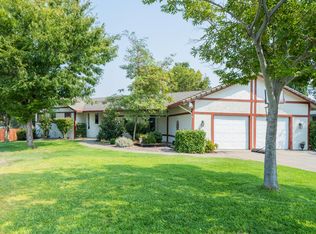 3280 Golden Heights Dr, Redding, CA 96003