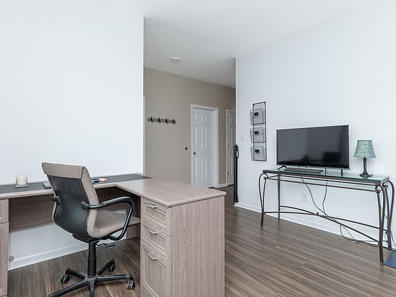 4th image of 6926 Honeysuckle Way