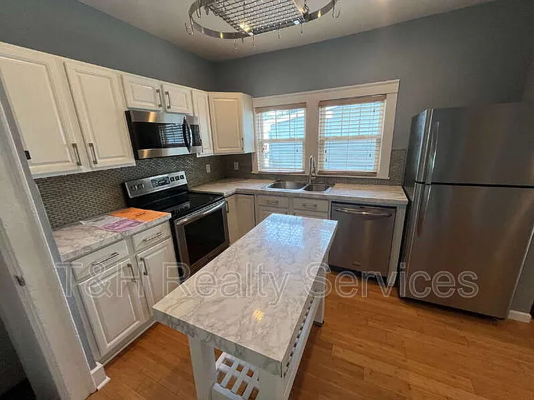 4831 Winthrop Ave — Photo 6