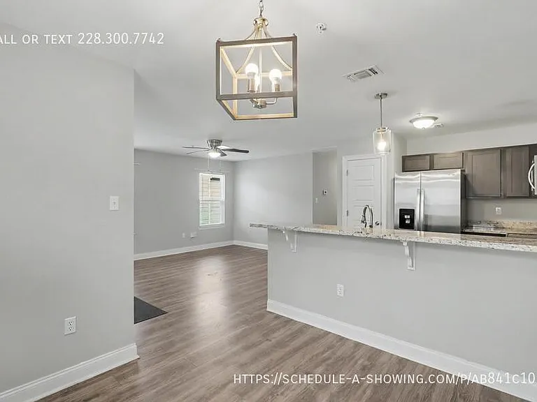 12056 Turnberry Cv — Photo 6