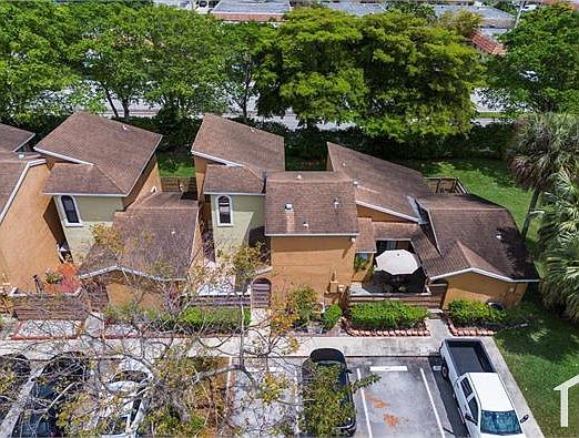 3rd image of 8005 NW 71st Ct