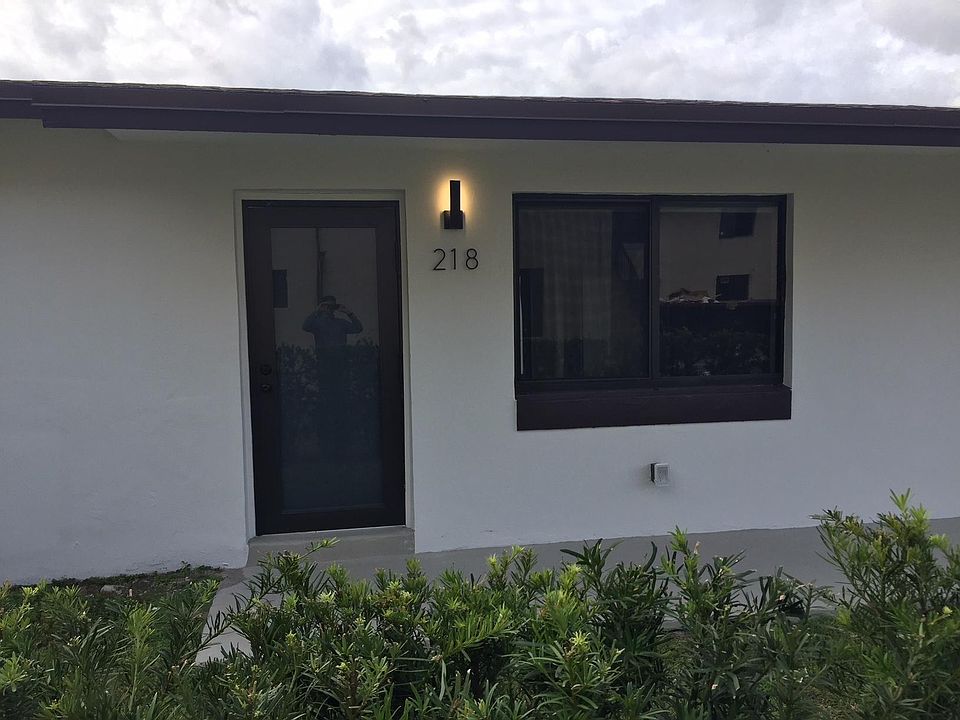 1st image of 218 NW 25th St Wilton Mnrs Fl 33311