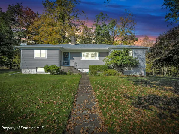 115 Hilltop Rd, Waverly, PA 18471