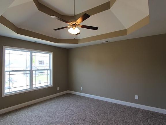 5th image of 148 Magnolia Pl