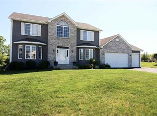 6398 Crystal Brook Ln, Machesney Park, IL 61115