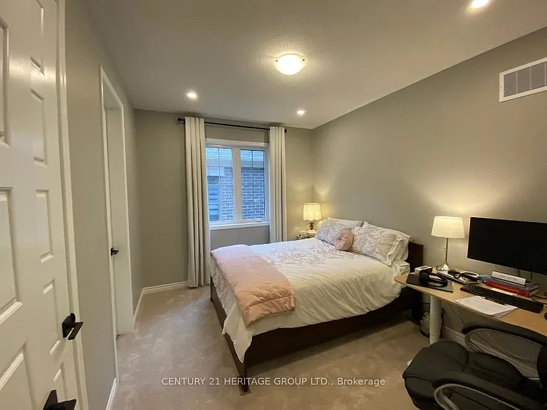 6 Morning Sparrow Dr #UPPER — Photo 30