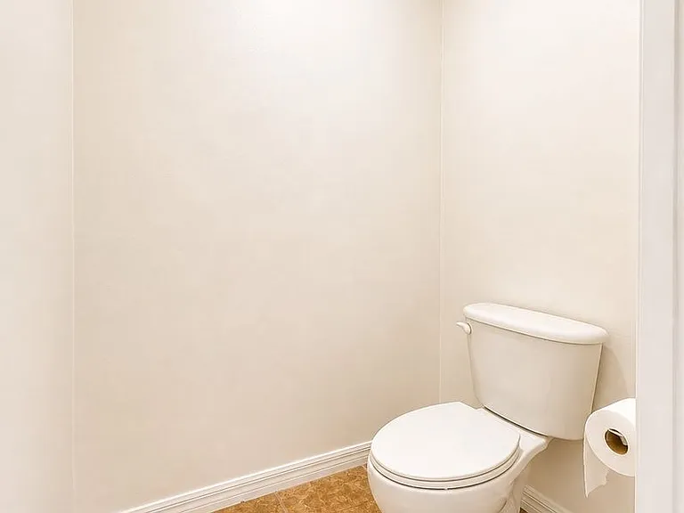509 NE 24th Pl #A — Photo 11