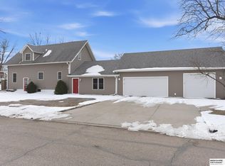 1459 N Elm St, Wahoo, NE 68066