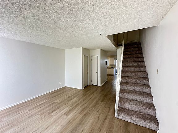 4th image of 101 S Lincoln Ave APT 1