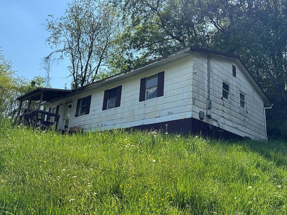 1st image of 275 Mountain Rd