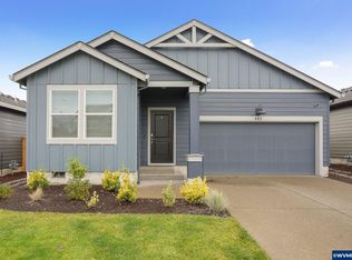 403 Greencrest St NE, Salem, OR 97301