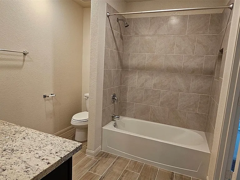 161 Allington Cir — Photo 10