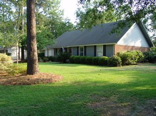 761 Davis Rd, Richmond Hill, GA 31324