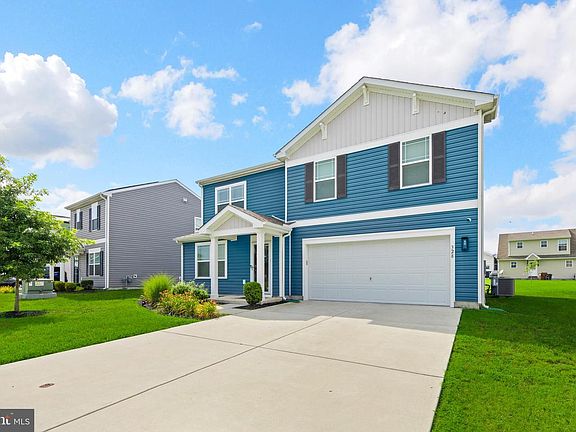 4th image of 328 Cottonwood Dr