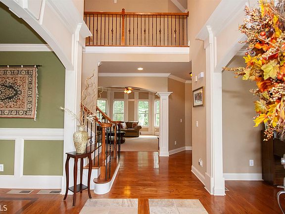 3rd image of 2854 Olivine Dr #0