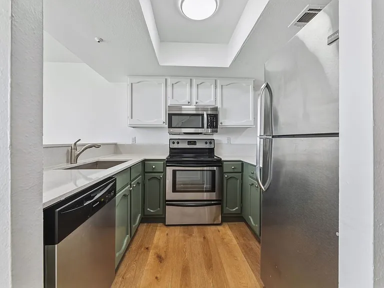 Littlefield Lofts — Photo 18