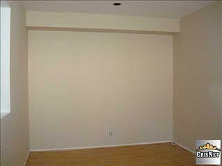 3rd image of 21915 Wyandotte St Unit 102
