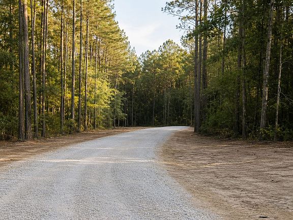 3rd image of 25286 Windy Pines Ln