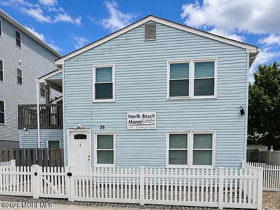 2nd image of 39 Sampson Avenue #1