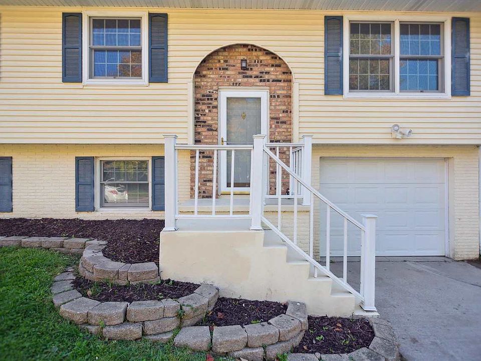 2222 Russell Dr, Iowa City, IA 52240 Zillow