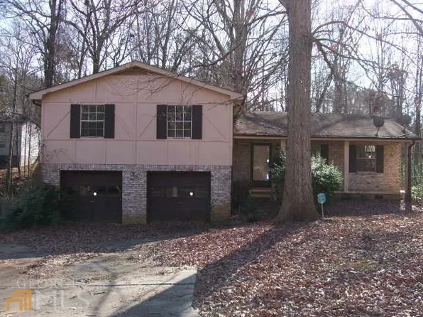 113 Hawthorne Dr, Riverdale, GA 30274