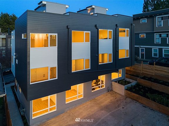 4th image of 1829 A 11th Avenue W