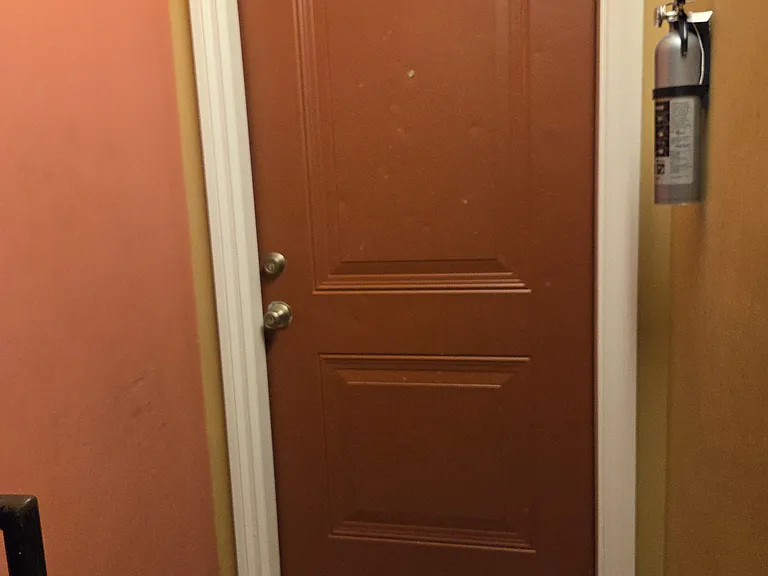 526 Bay St #3 — Photo 8