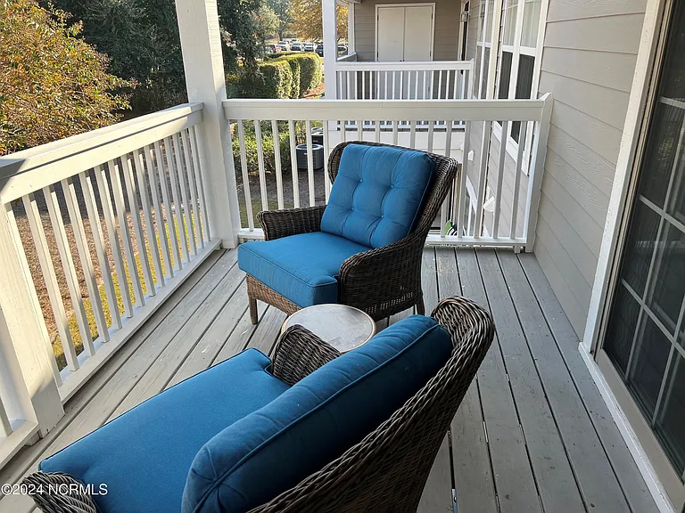1620 Goley Hewett Rd SE #105 — Photo 31