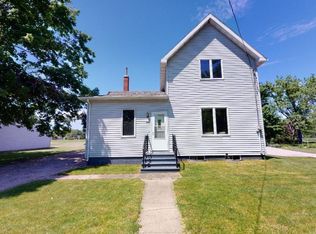 808 E Main Ave, Rockford, IA 50468